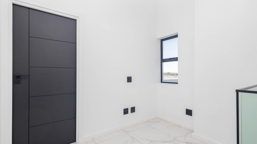 3 Bedroom Property for Sale in Sandown Western Cape